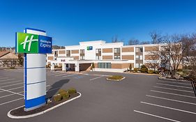 Holiday Inn Express Ramsey Mahwah